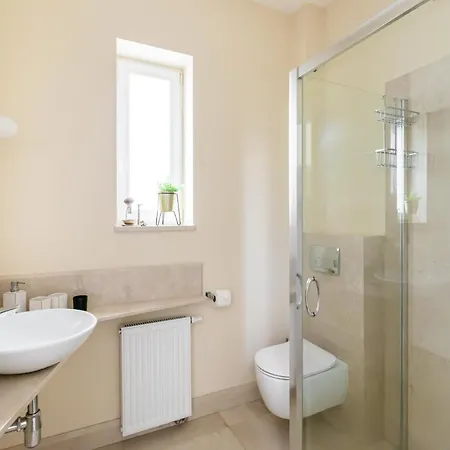 Apartamento Narew- Duzy Pokoj Z Widokiem Na Ogrod *